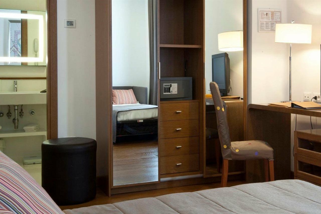 Hotel Plaza Sorrento Bagian luar foto